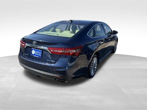 2018 Toyota Avalon XLE