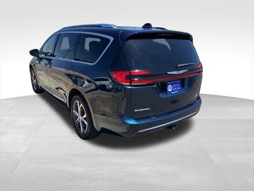 2022 Chrysler Pacifica L