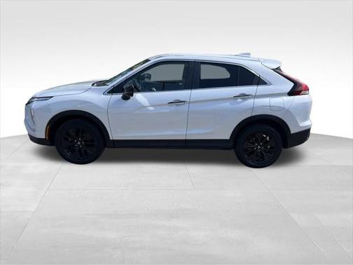 2022 Mitsubishi Eclipse Cross LE