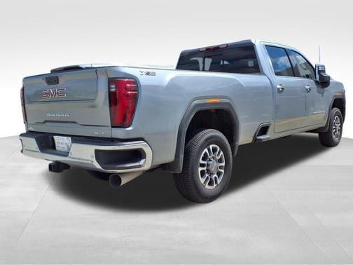2025 GMC Sierra 2500 SLT