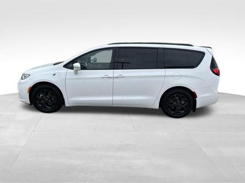 2021 Chrysler Pacifica Hybrid Touring L