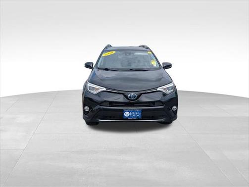 2018 Toyota RAV4 Hybrid SE