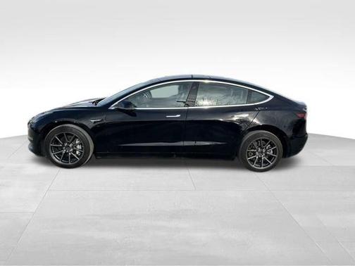 2019 Tesla Model 3 Mid Range
