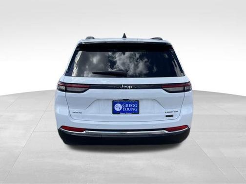 2023 Jeep Grand Cherokee Limited X