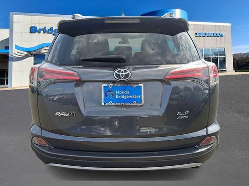 Magnetic Gray Metallic 2017 Toyota RAV4 XLE