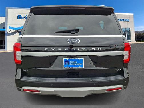 2022 Ford Expedition Max XLT