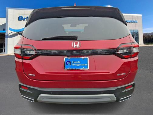2023 Honda Pilot AWD Elite