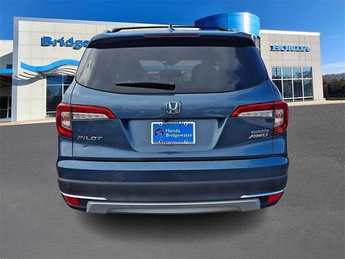 2019 Honda Pilot Touring 8-Passenger