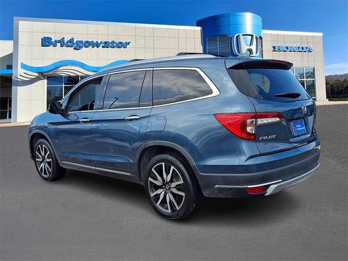 2019 Honda Pilot Touring 8-Passenger