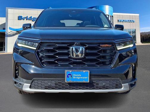 2023 Honda Pilot AWD TrailSport