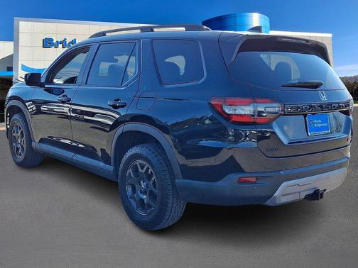 2023 Honda Pilot AWD TrailSport