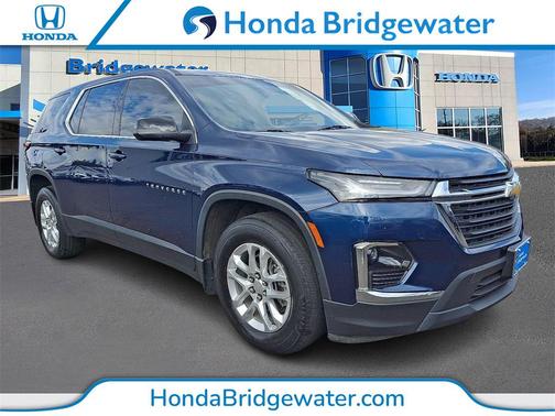 2022 Chevrolet Traverse LS