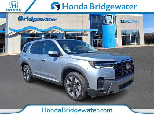 Solar Silver Metallic 2026 Honda Pilot Elite