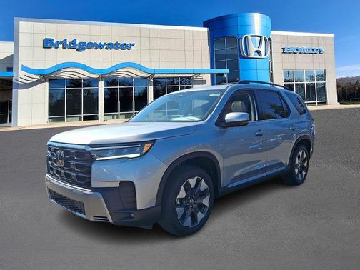 Solar Silver Metallic 2026 Honda Pilot Elite