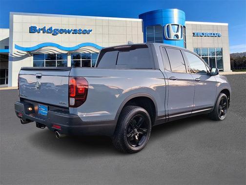 2022 Honda Ridgeline Black