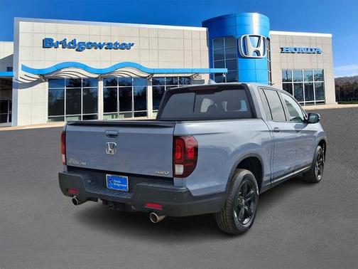 2022 Honda Ridgeline Black