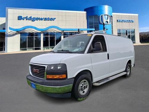 2017 GMC Savana 2500 Work Van