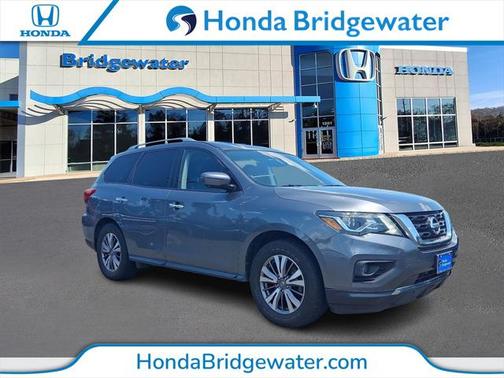 2020 Nissan Pathfinder SL 2WD