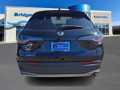 Crystal Black Pearl 2023 Honda HR-V AWD Sport