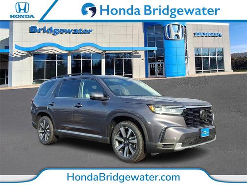 2025 Honda Pilot Touring 8-Passenger