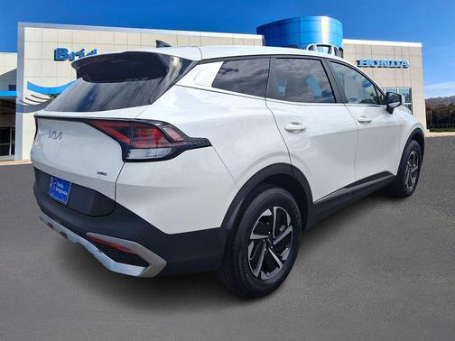Snow White Pearl 2023 Kia Sportage Hybrid LX