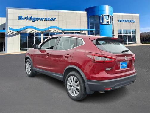 2022 Nissan Rogue Sport S
