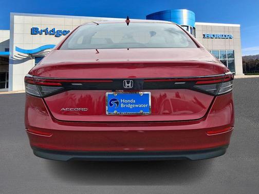 2025 Honda Accord LX 1.5T