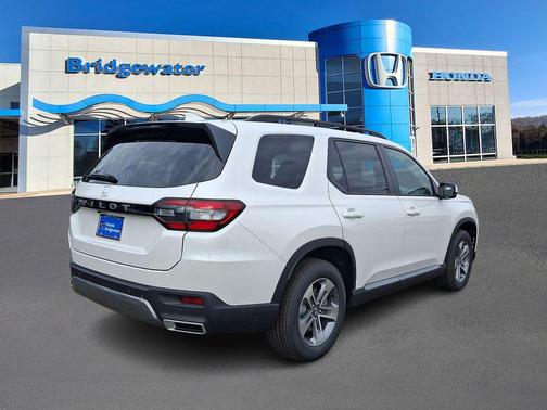 Platinum White Pearl 2026 Honda Pilot EX-L