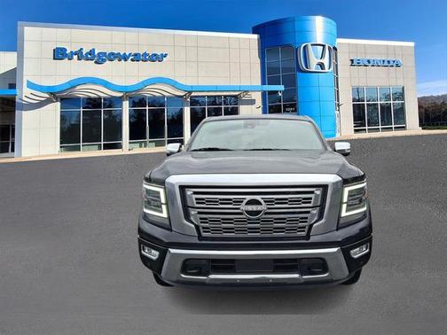 2023 Nissan Titan Platinum Reserve