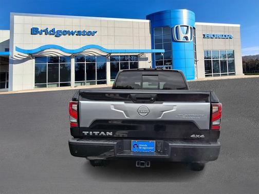 2023 Nissan Titan Platinum Reserve