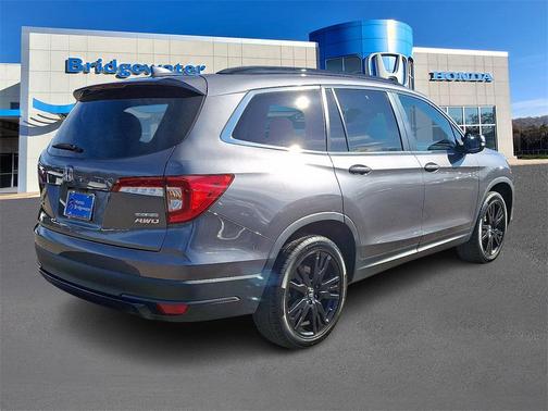 2022 Honda Pilot AWD Special Edition