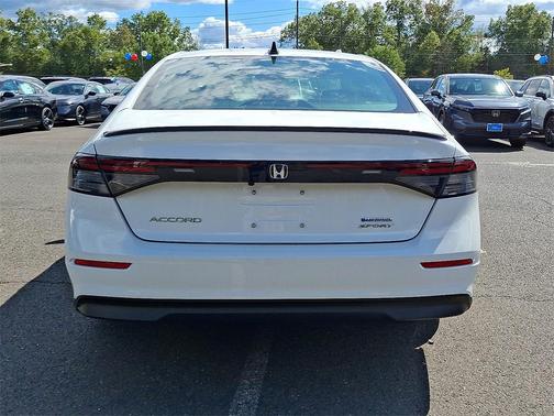 2025 Honda Accord Hybrid Base
