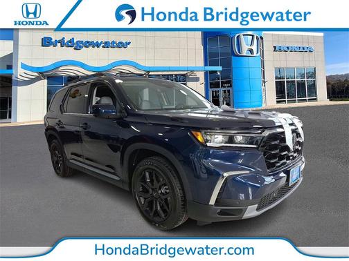 2025 Honda Pilot Touring 8-Passenger