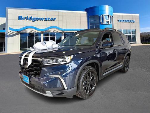 2025 Honda Pilot Touring 8-Passenger