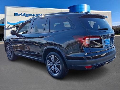2022 Honda Pilot AWD Sport
