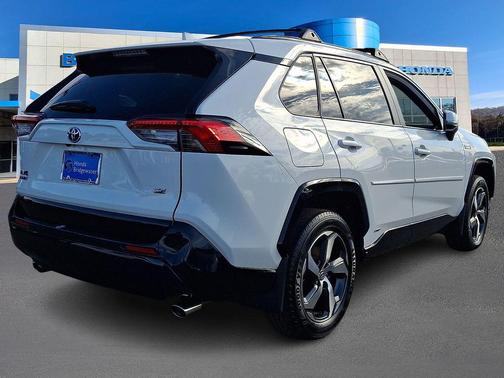 2023 Toyota RAV4 Prime SE