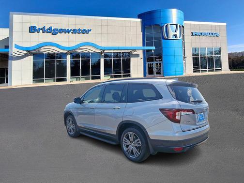 2022 Honda Pilot AWD Sport