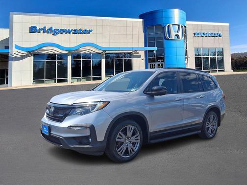 2022 Honda Pilot AWD Sport