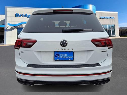 2022 Volkswagen Tiguan 2.0T SE R-Line Black 4MOTION