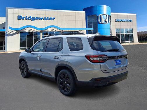 Solar Silver Metallic 2026 Honda Pilot Black Edition