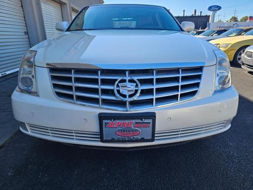 2008 Cadillac DTS Base