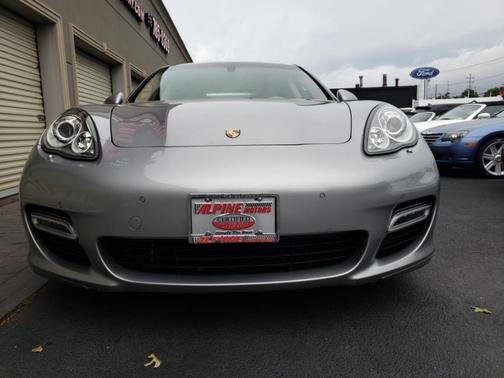 2011 Porsche Panamera Turbo