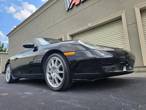 2001 Porsche 911 Carrera 4