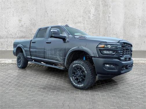 2026 RAM 2500 Tradesman Crew Cab 4x4 6'4' Box