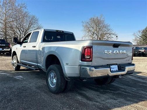 2026 RAM 3500 Tradesman Crew Cab 4x4 8' Box