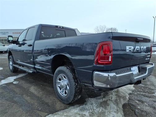 2026 RAM 3500 Tradesman Crew Cab 4x4 8' Box