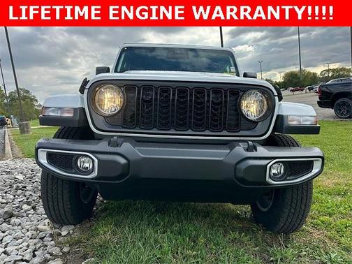 2026 Jeep Gladiator Sport S