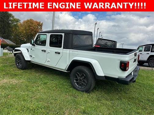 2026 Jeep Gladiator Sport S