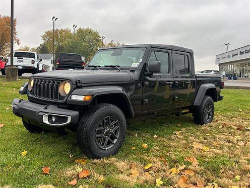 2026 Jeep Gladiator Sport S