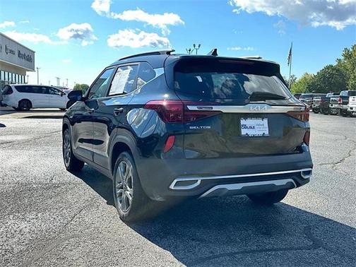 2023 Kia Seltos S